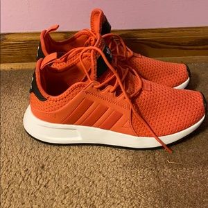 Kids Tennis Shoes